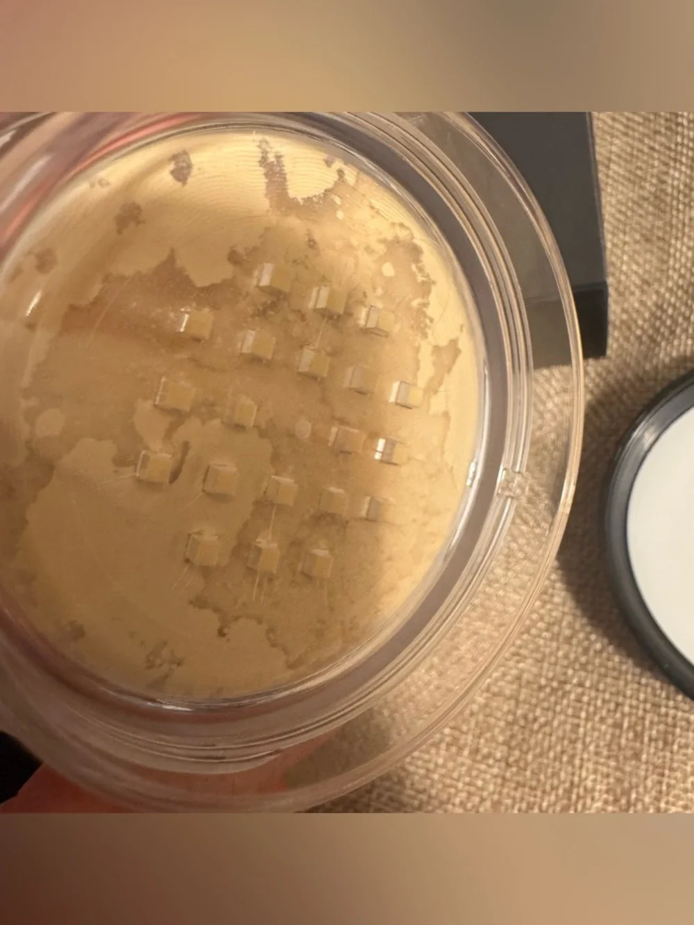 laura mercier Translucent Loose Setting Powder - Beige Tone